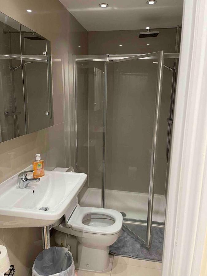 Quiet And Cozy 2 Seperate Bedrooms And 2 Bathroom With Terrace London Exterior foto
